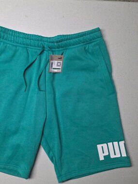 Mens Puma shorts size large